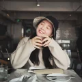 吃饭睡觉拯救世界