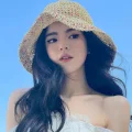诺米Naomi_
