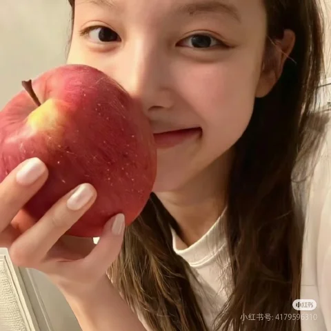 一颗苹果🍎🥕