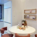 吴理取闹女士