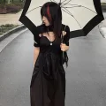 落水三千