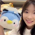 是张张。